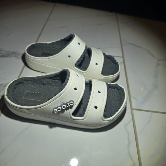 Slides Crocs Men's 6 Women's 8 - Picture 3 of 5